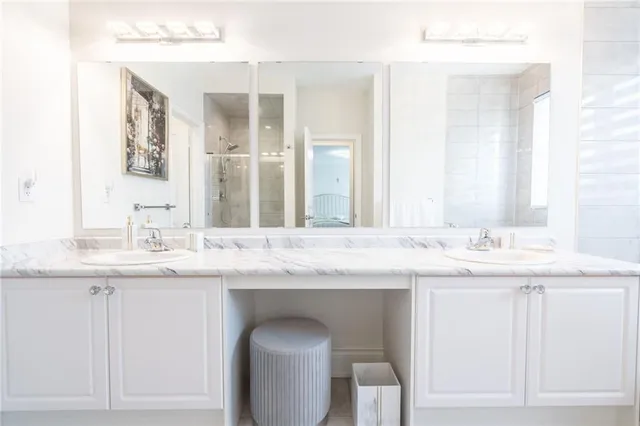 Additional image 27 of 39 AVANTI Cres