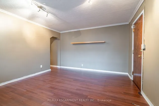 Additional image 7 of 4 ROBINSON St Unit 5