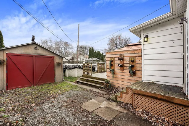 Additional image 40 of 296 Julian Ave