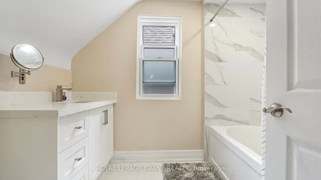 Additional image 14 of 33 Highland Ave