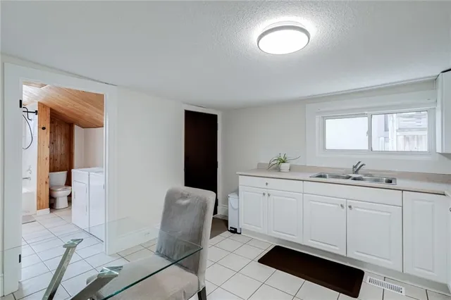 Additional image 15 of 2 JAMES St