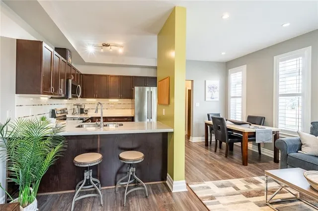 Additional image 14 of 82 COLE St