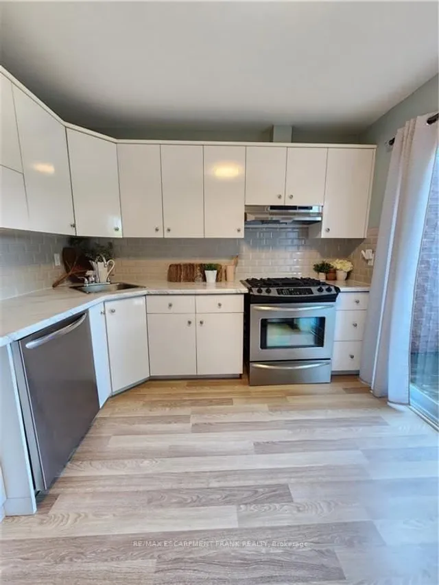 Additional image 6 of 1115 Paramount Dr Unit 103