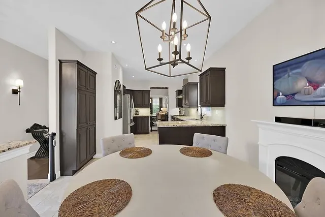 Additional image 10 of 38 BUTTERNUT GROVE Lane