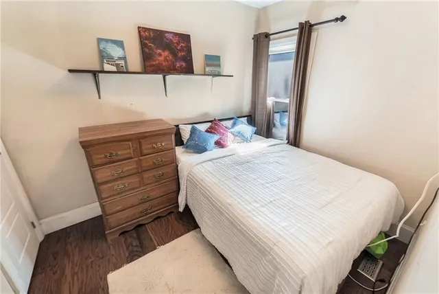 Additional image 36 of 21 SEVERN St