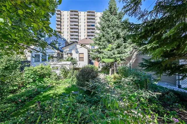 Additional image 6 of 56 AIKMAN Ave
