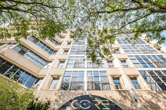 66 Bay St Unit 612