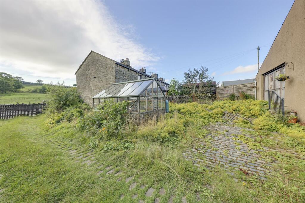 Additional image 41 of 5 Bed Character Home, ~3,000sqft, Superb Potential To Add Value