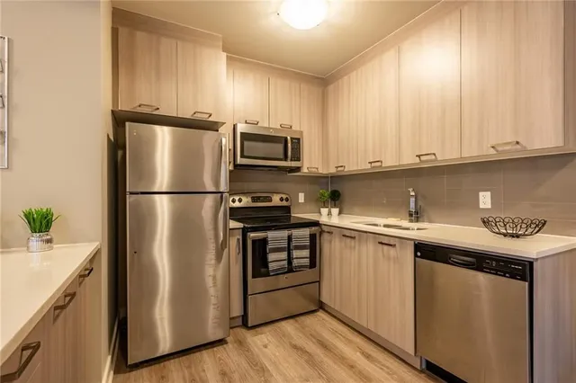 Additional image 8 of 150 MAIN St Unit 316