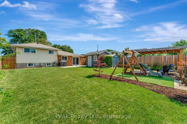 Additional image 33 of 157 Fielding Cres