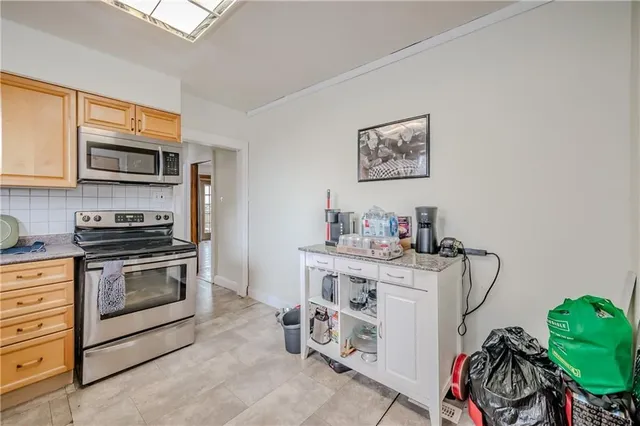 Additional image 7 of 1650 KING St