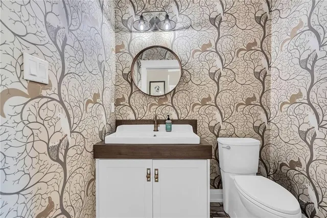 Additional image 28 of 42 PARSONAGE Rd