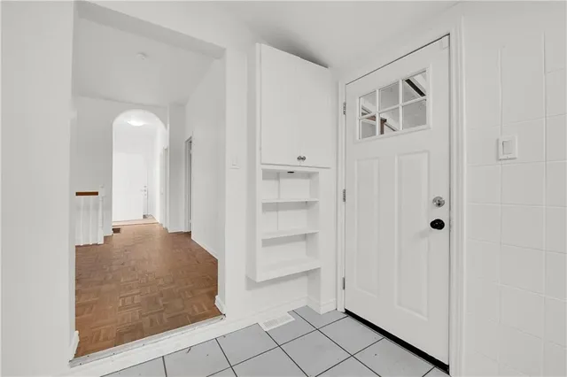 Additional image 25 of 103 EMERALD St