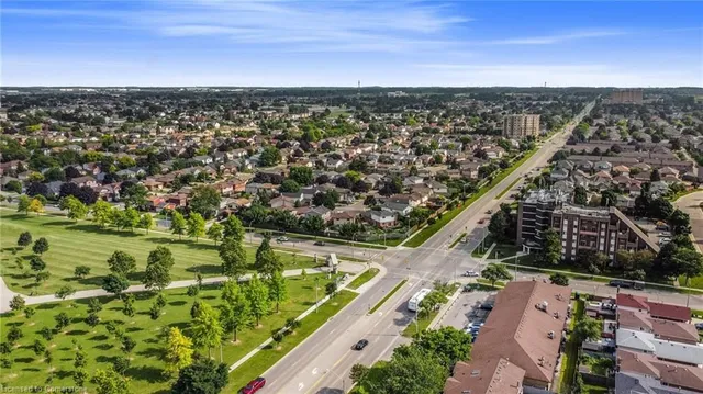 Additional image 14 of 2 Mark Pl