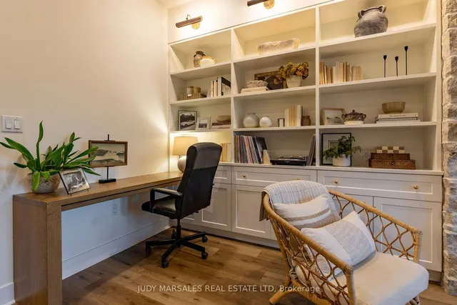 Additional image 9 of 185 Emerald St Unit 1/2