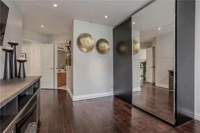 Additional image 30 of 96 LAURENDALE Ave