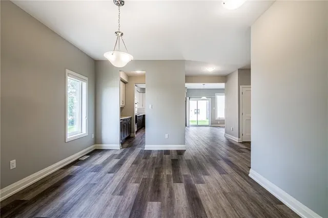 Additional image 8 of 219 KLEIN Cir