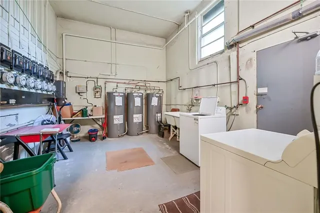 Additional image 23 of 802 KING St Unit 5