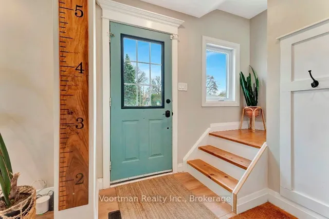 Additional image 2 of 8 Grenoble Rd