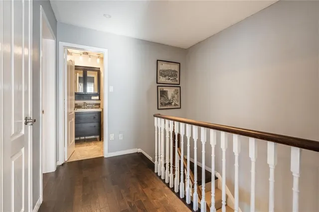 Additional image 16 of 117 LAURENDALE Ave