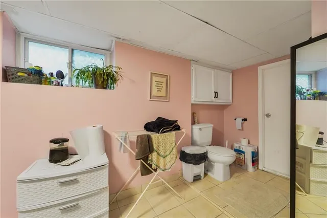 Additional image 28 of 105 WARD Ave