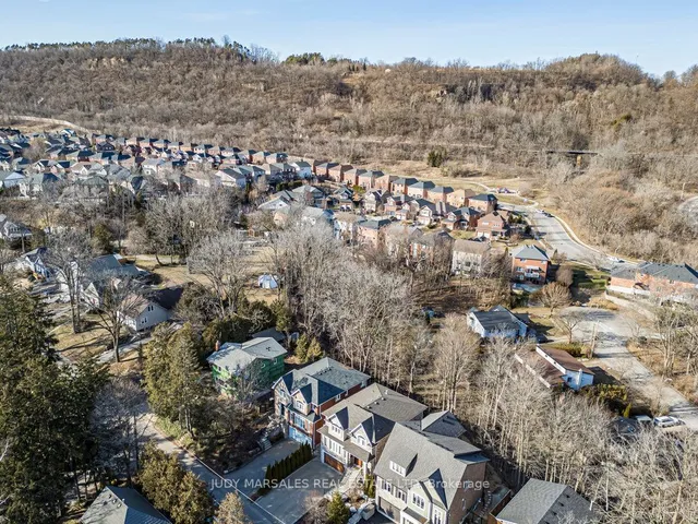 Additional image 35 of 67 Alma St