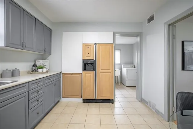 Additional image 11 of 248 FRUITLAND Rd