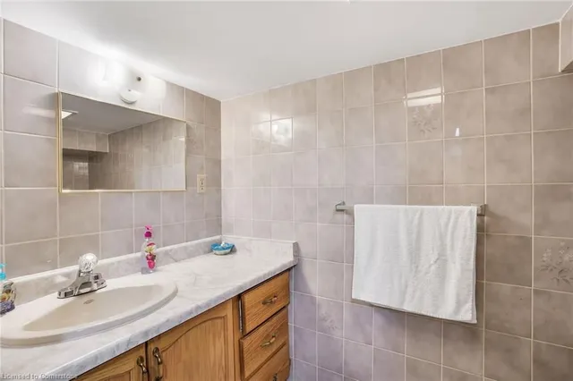 Additional image 34 of 2 Mark Pl