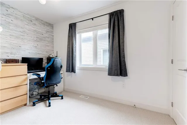 Additional image 28 of 66 SEXTON Cres