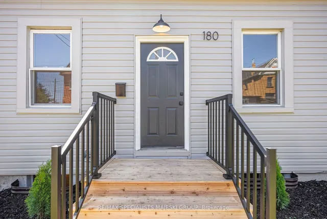 Additional image 2 of 180 Wood St