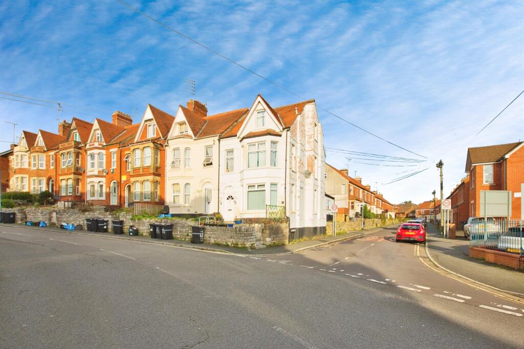 Additional image 17 of Goldcroft, Yeovil