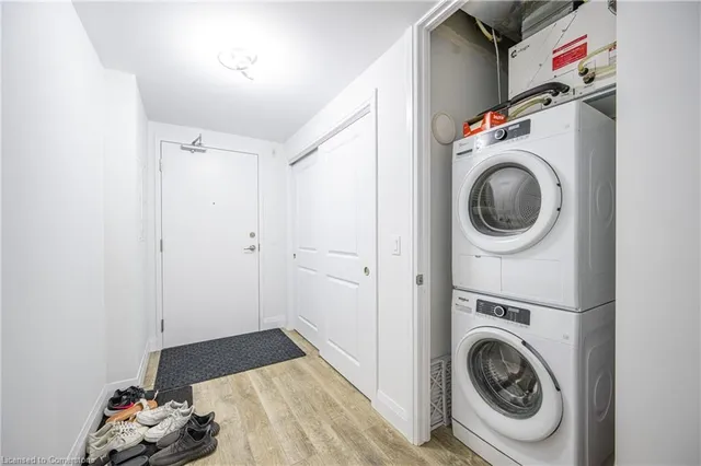 Additional image 8 of 1 Redfern Ave Unit 310