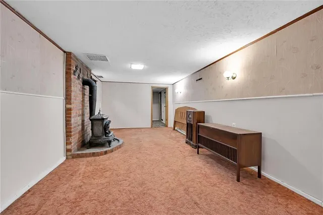 Additional image 20 of 63 FERNWOOD Cres