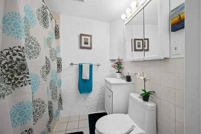 Additional image 12 of 130 MARKET St