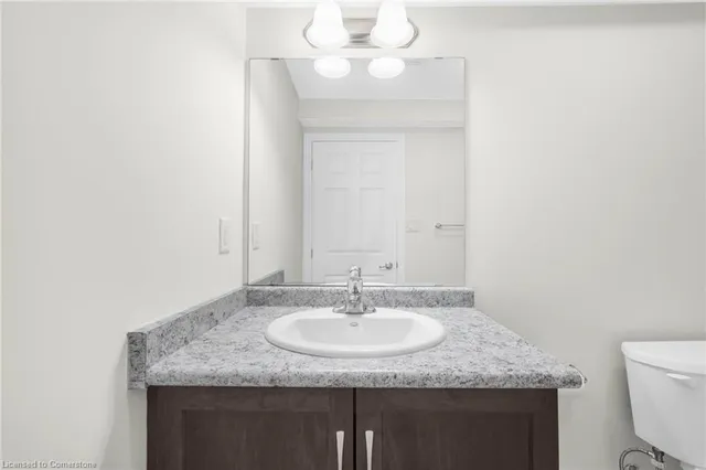 Additional image 34 of 377 Glancaster Rd Unit 3