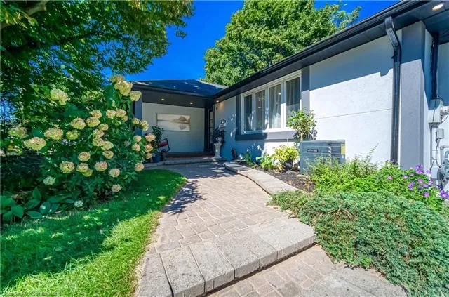 Additional image 9 of 85 Enmore Ave