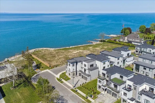 Additional image 4 of 4 Sunrow Gate