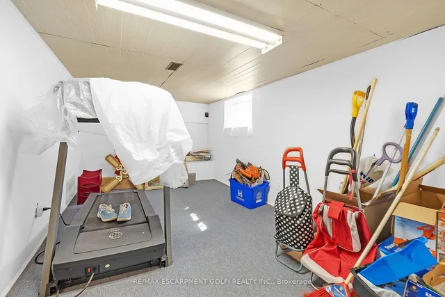 Additional image 20 of 560 Aberdeen Ave