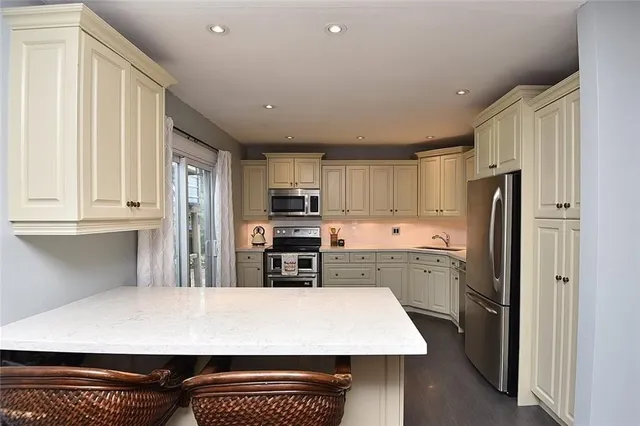 Additional image 24 of 4 JOYA Pl