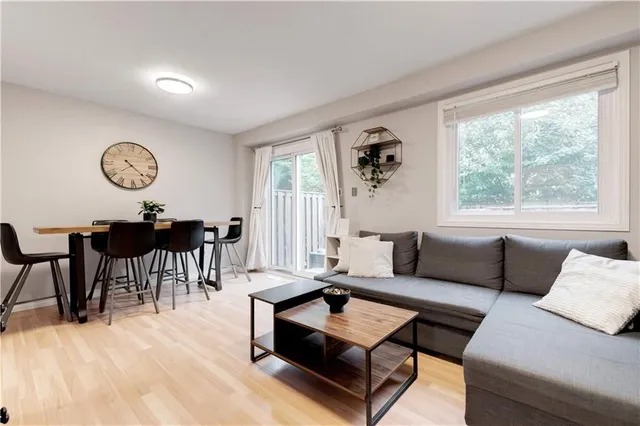 Additional image 10 of 386 HIGHLAND Rd Unit 31