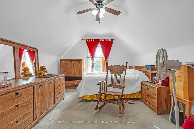 Additional image 18 of 560 Aberdeen Ave