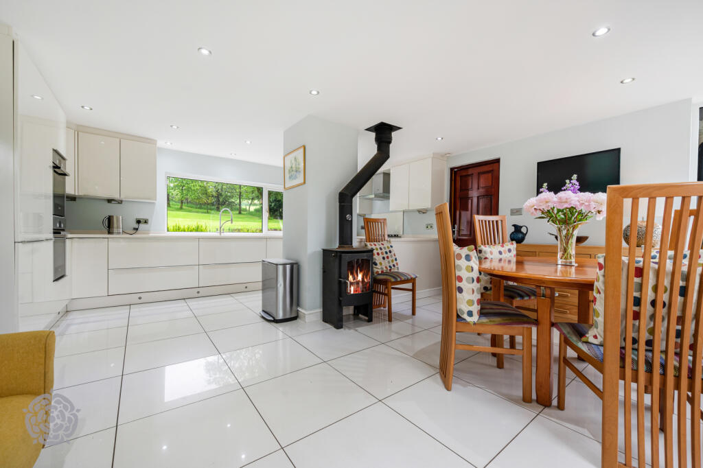 Additional image 6 of Whittlestone Head, Darwen, Lancashire, BB3 3RS