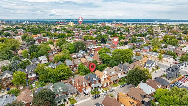 Additional image 33 of 24 Carrick Ave