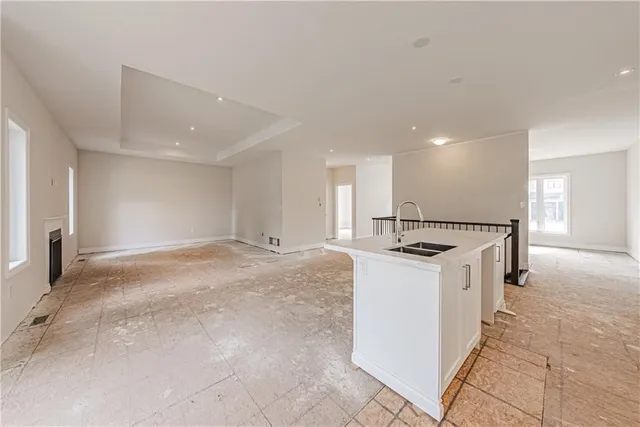 Additional image 11 of 63 CESAR Pl