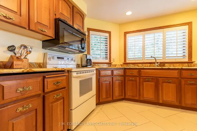 Additional image 15 of 23 Winona Park Rd