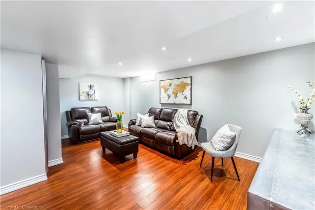 Additional image 10 of 21 Pebble Valley Ave