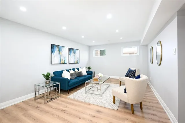 Additional image 27 of 12 SOLOMON Cres