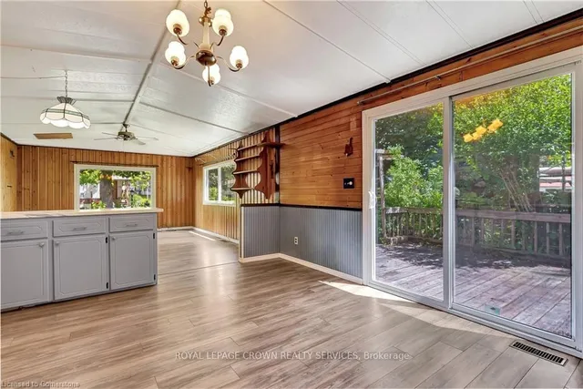 Additional image 14 of 126 Maple Cres