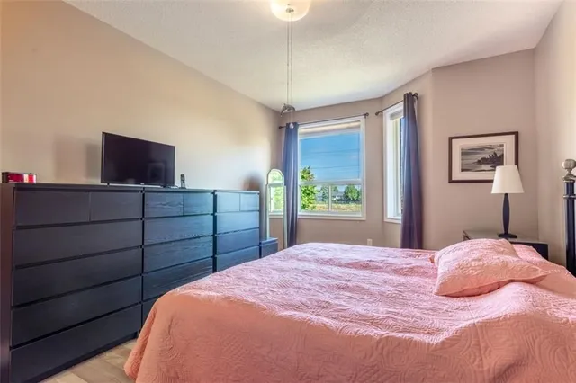 Additional image 16 of 102 NORTHERNBREEZE St