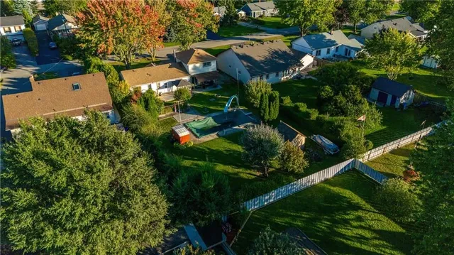 Additional image 40 of 329 MARGARET Ave